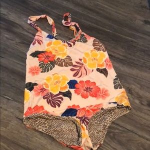 Acacia Retro Saba Medium